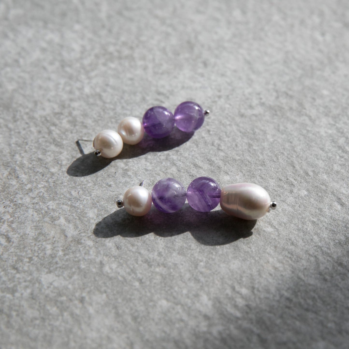 Emy Natural Pearl Gemstone Earring