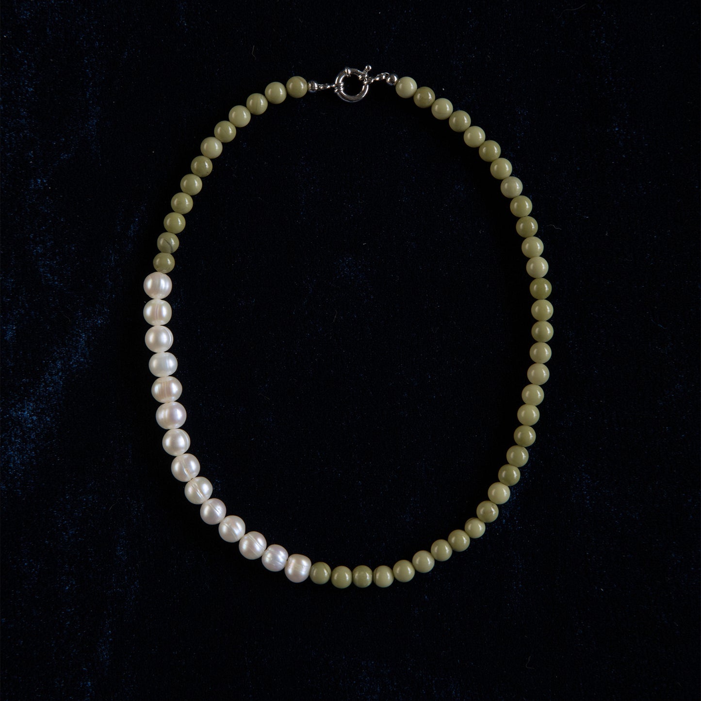 NaturalPearlnecklaceAgateNecklaceGreenNecklaceChokerHandcraftedbeadedproductphoto