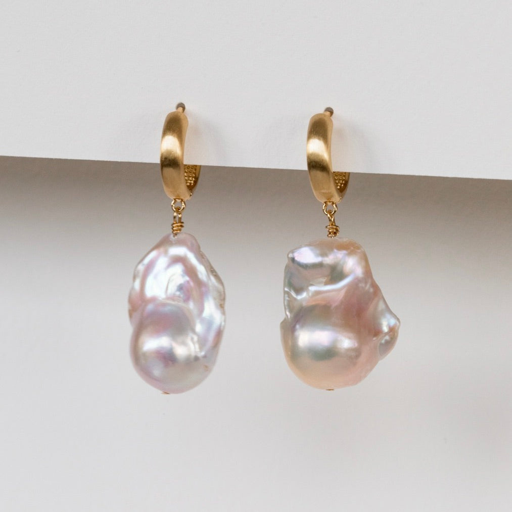 Natural Baroque Pearl Earring Wedding Pearl Earring Bridal Earrings Big Chucky Freshwater Baroque Pearl Earring with gold filled hoop gold Huggies product photo