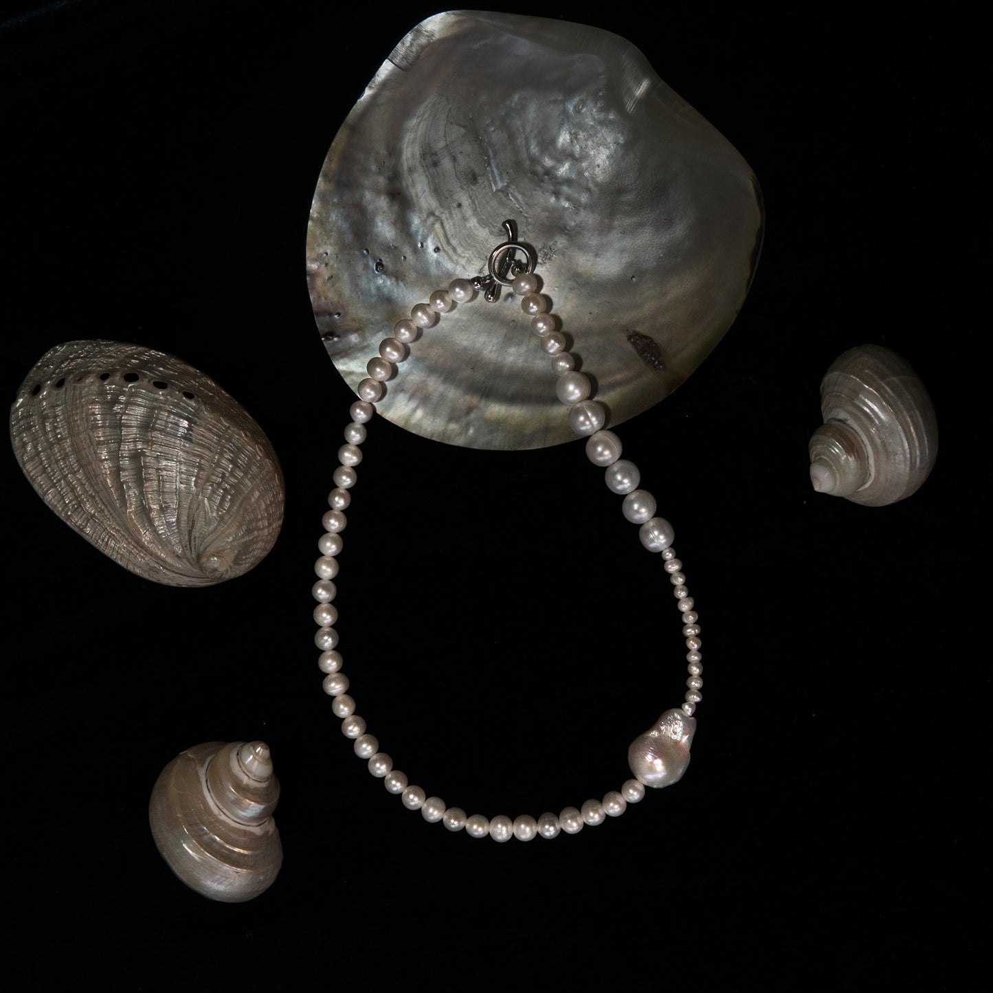 NaturalPearlNecklaceFreshwaterBaroquePearlDesignerPieceHandcraftedbeadedPearlChokerWeddingPearlNecklaceWeddingGuestPearlNecklaceproduct