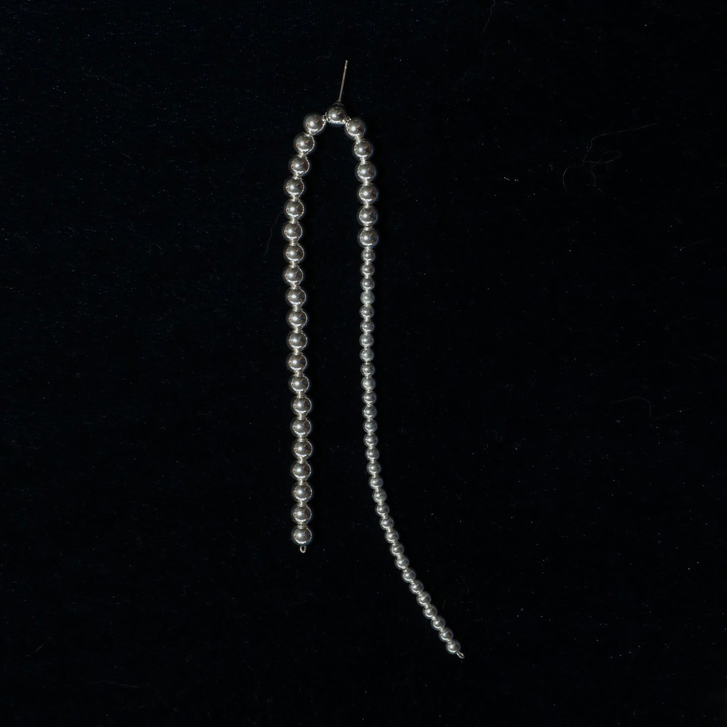 premiumsilverbeadslongdangleshoulderdusterearringssterlingpushbackclosureartdecocontemparybrideweddingedgyproductphoto