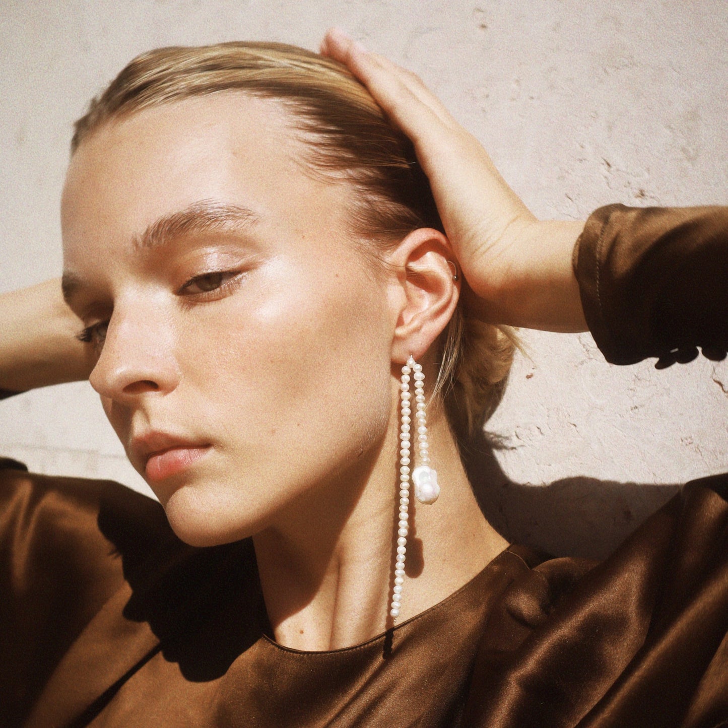 small pearl baroque earring with long bridge shape long natural pearl drop earrings wedding earrings wedding guest earrings white pearl model