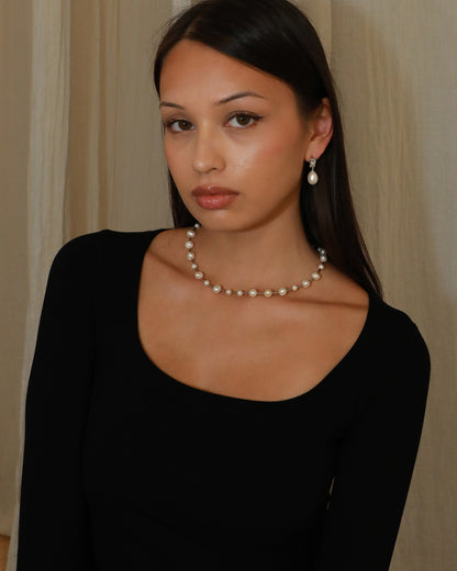 modern Freshwater Pearl collar Necklace model