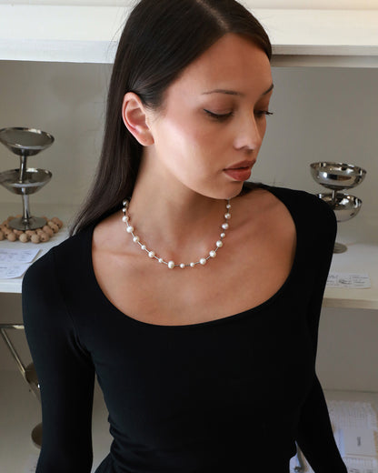 modern Freshwater Pearl collar Necklace model