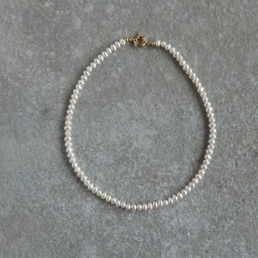 Luc Simple Natural Pearl Necklace