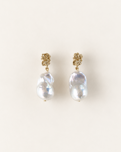 Natural Baroque Pearl drop Earrings gold hoop