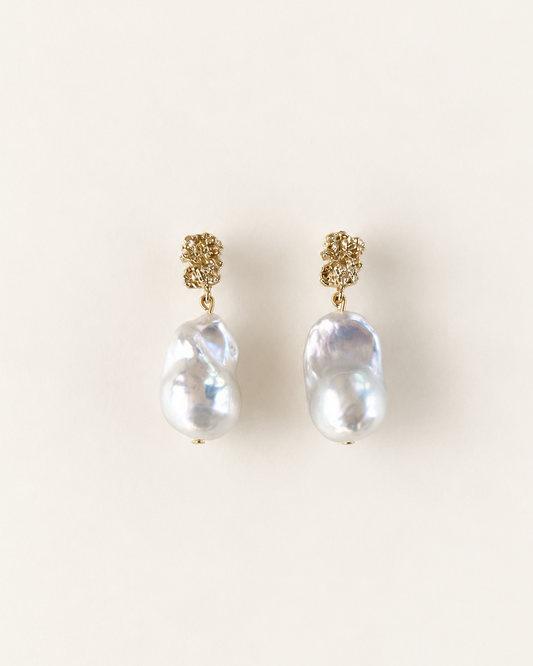 Natural Baroque Pearl drop Earrings gold hoop