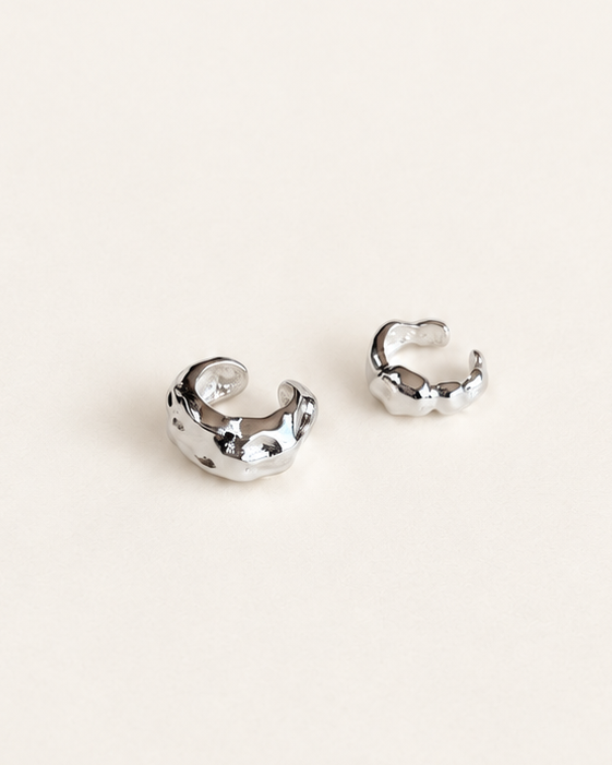 High-polished organic textured earcuff in silver plated brass