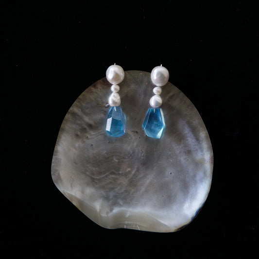 Flore Natural Pearl and Aquamarine Earring