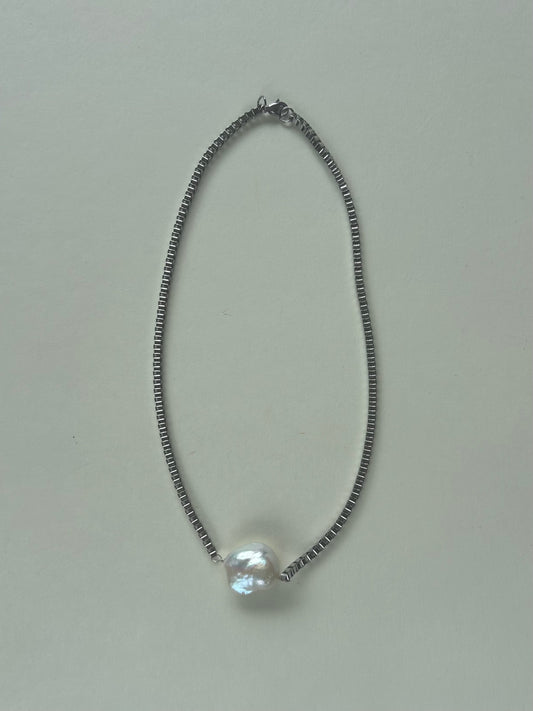 Riva Freshwater Pearl Stainless Steel Necklace Minimal Silver Chain Pearl Necklace